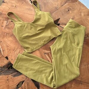 Lululemon  set